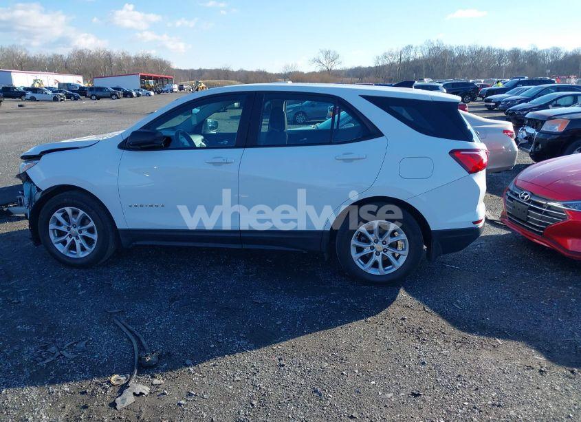 Photo 14 of 2020 Chevrolet Equinox FWD LS (VIN 3GNAXHEV0LS696088)