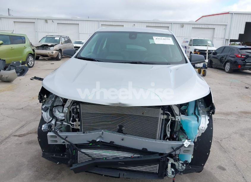 Photo 13 of 2020 Chevrolet Equinox FWD LS (VIN 3GNAXHEV0LS735472)