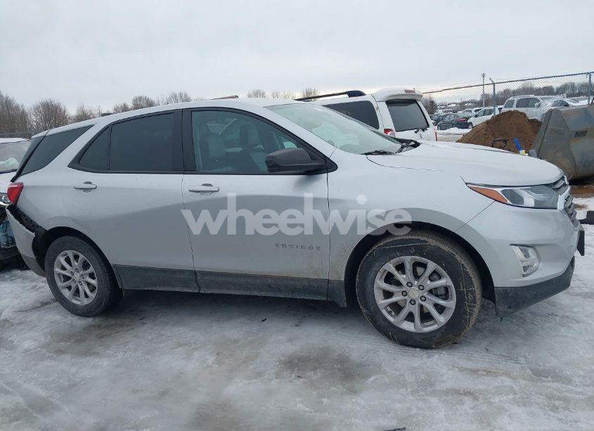 Photo 12 of 2021 Chevrolet Equinox FWD LS (VIN 3GNAXHEV0MS105355)