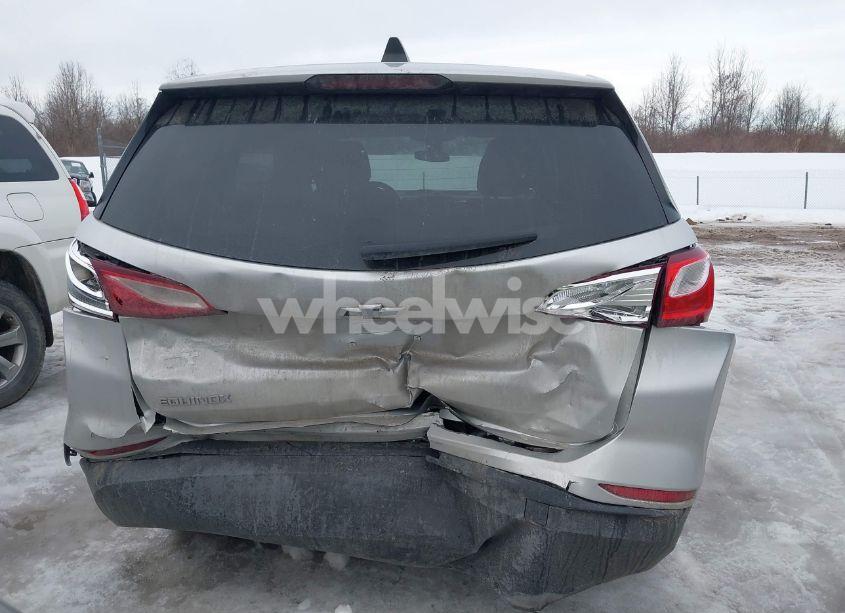Photo 15 of 2021 Chevrolet Equinox FWD LS (VIN 3GNAXHEV0MS105355)