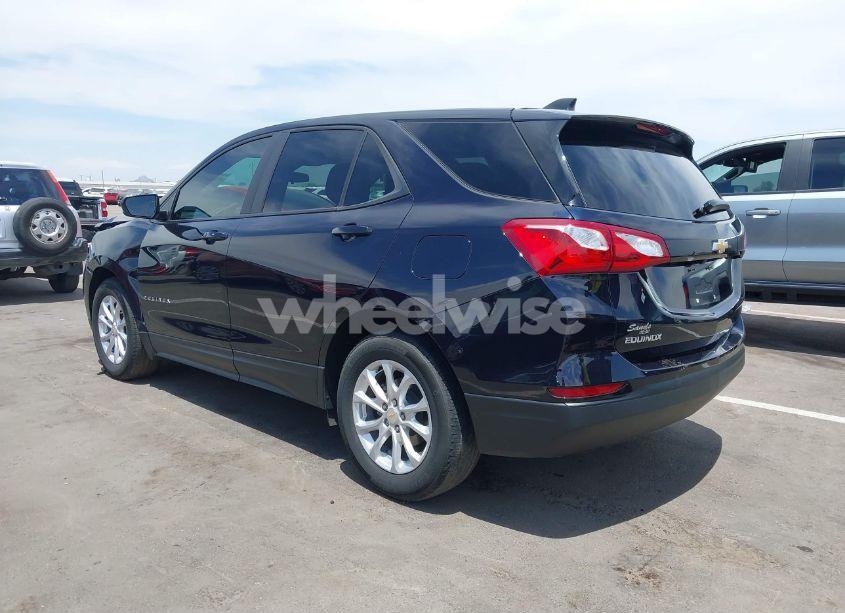 Photo 3 of 2021 Chevrolet Equinox FWD LS (VIN 3GNAXHEV0MS121362)