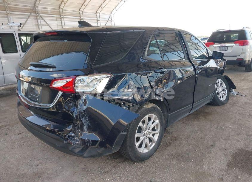 Photo 4 of 2021 Chevrolet Equinox FWD LS (VIN 3GNAXHEV0MS123855)