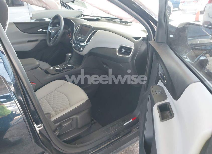 Photo 5 of 2021 Chevrolet Equinox FWD LS (VIN 3GNAXHEV0MS123855)