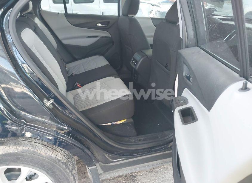 Photo 8 of 2021 Chevrolet Equinox FWD LS (VIN 3GNAXHEV0MS123855)