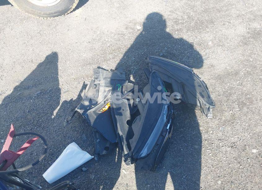 Photo 12 of 2022 Chevrolet Equinox FWD LS (VIN 3GNAXHEV0NS167257)