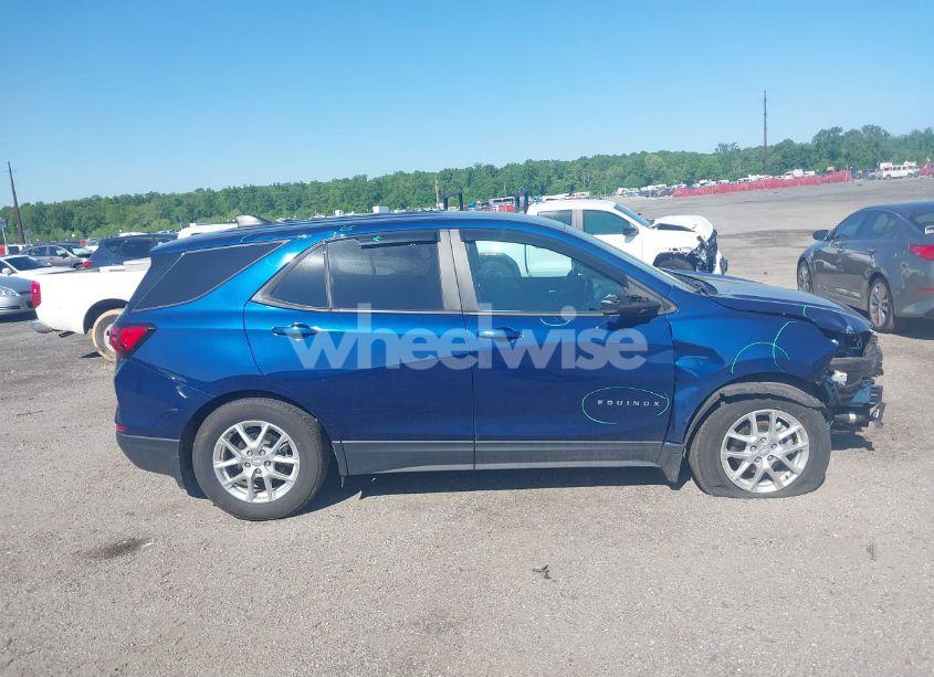 Photo 14 of 2022 Chevrolet Equinox FWD LS (VIN 3GNAXHEV0NS167257)