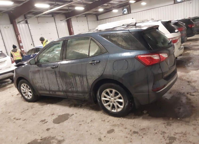 Photo 14 of 2018 Chevrolet Equinox LS (VIN 3GNAXHEV1JL305375)