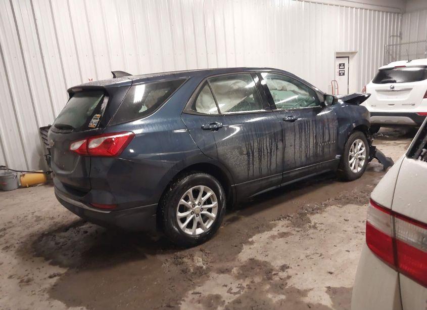Photo 4 of 2018 Chevrolet Equinox LS (VIN 3GNAXHEV1JL305375)