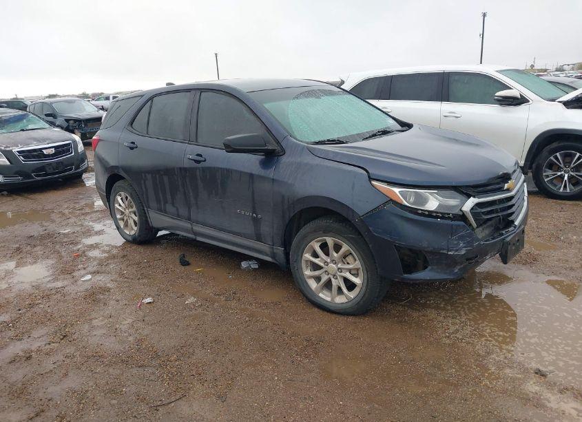 2018 Chevrolet Equinox LS (VIN 3GNAXHEV1JS531356) main photo