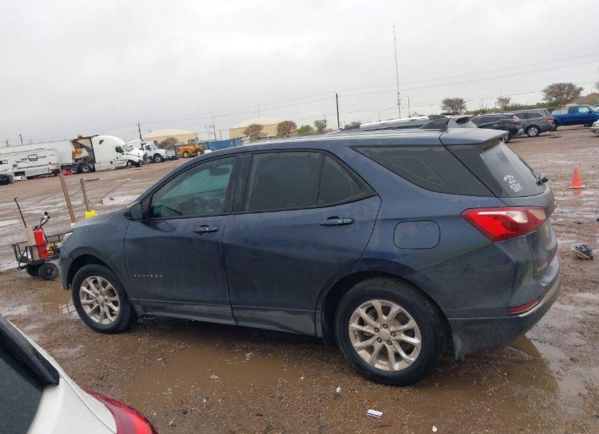 Photo 15 of 2018 Chevrolet Equinox LS (VIN 3GNAXHEV1JS531356)