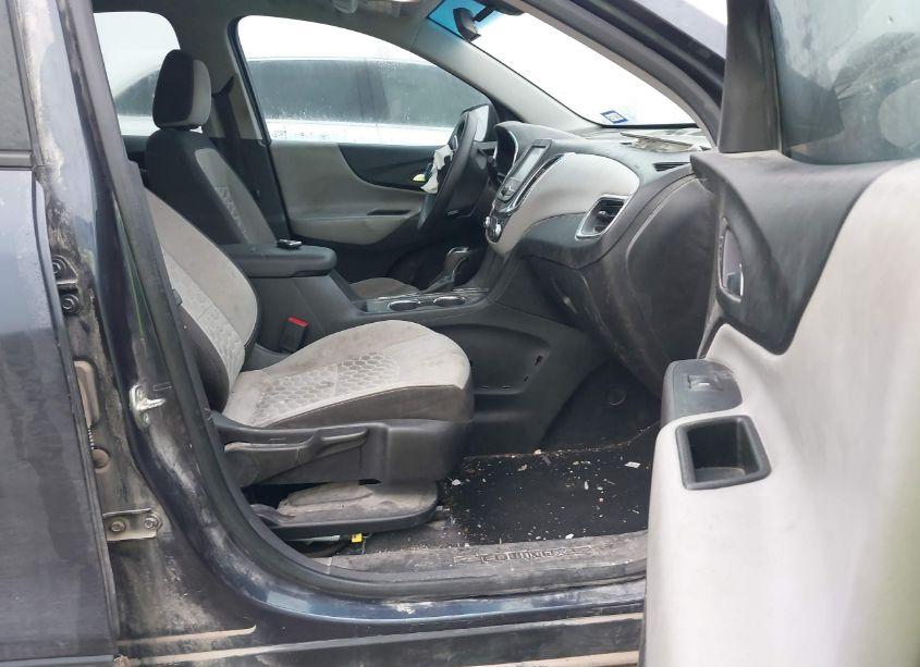 Photo 5 of 2018 Chevrolet Equinox LS (VIN 3GNAXHEV1JS531356)