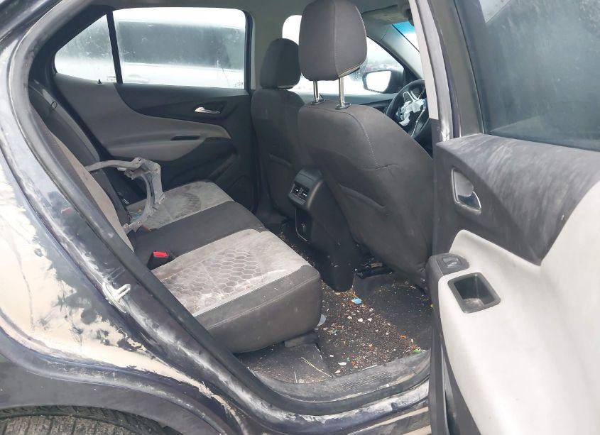 Photo 8 of 2018 Chevrolet Equinox LS (VIN 3GNAXHEV1JS531356)