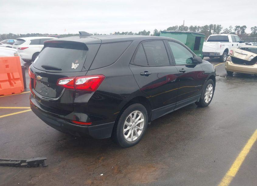 Photo 4 of 2019 Chevrolet Equinox LS (VIN 3GNAXHEV1KL213054)