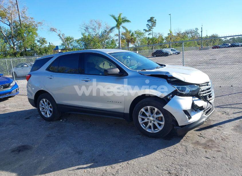 Photo 13 of 2019 Chevrolet Equinox LS (VIN 3GNAXHEV1KS514753)