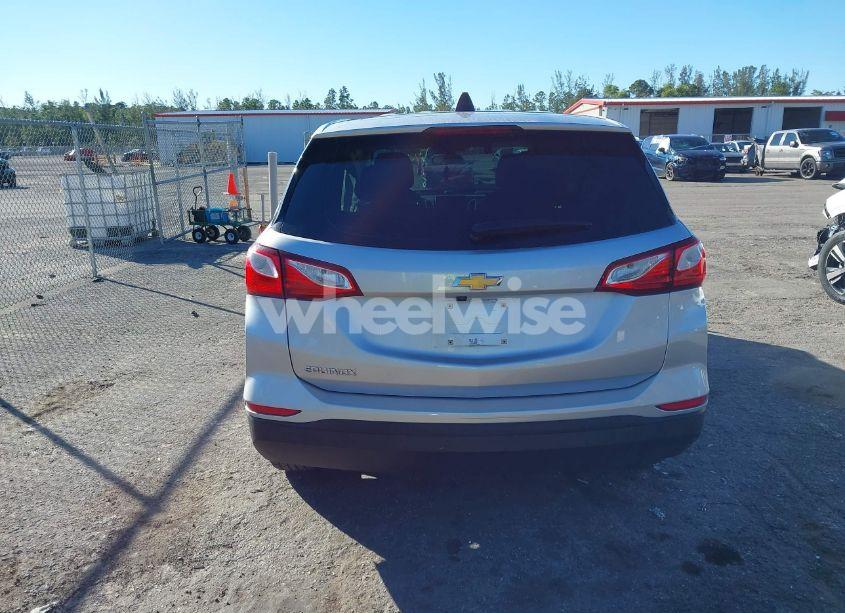 Photo 16 of 2019 Chevrolet Equinox LS (VIN 3GNAXHEV1KS514753)