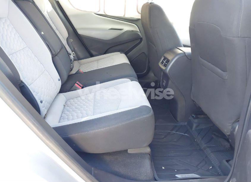 Photo 8 of 2019 Chevrolet Equinox LS (VIN 3GNAXHEV1KS514753)