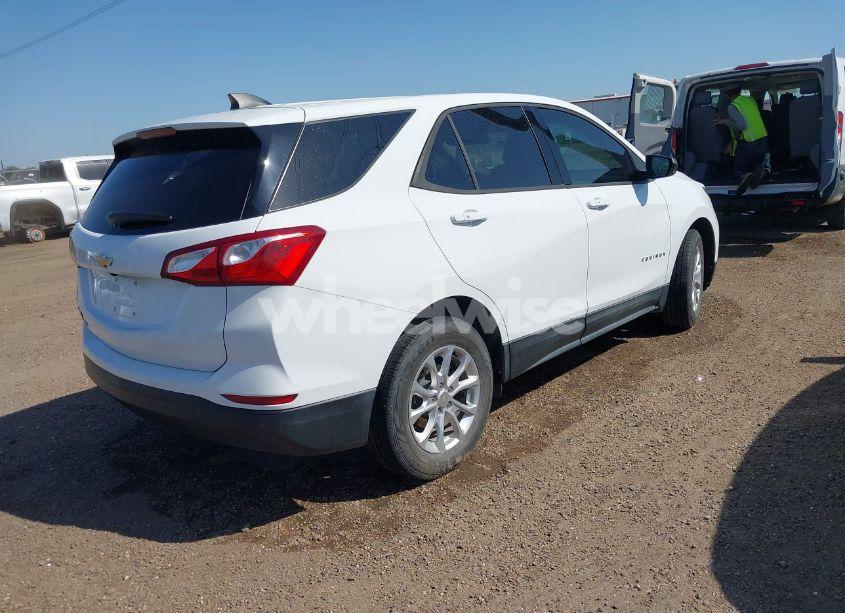 Photo 4 of 2019 Chevrolet Equinox LS (VIN 3GNAXHEV1KS673532)