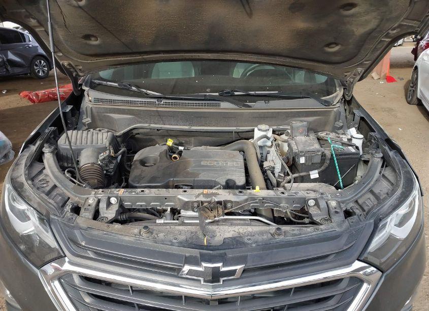 Photo 10 of 2020 Chevrolet Equinox FWD LS (VIN 3GNAXHEV1LS598719)