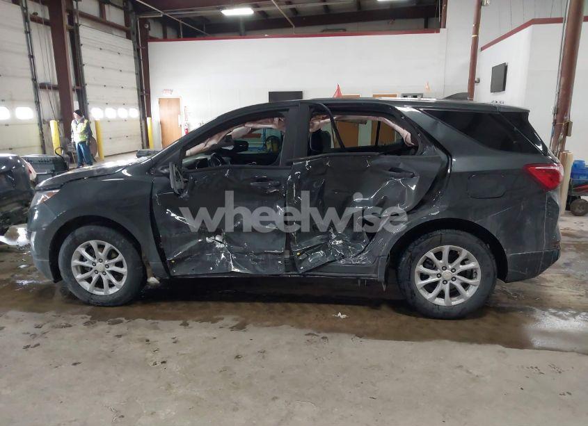 Photo 14 of 2020 Chevrolet Equinox FWD LS (VIN 3GNAXHEV1LS598963)