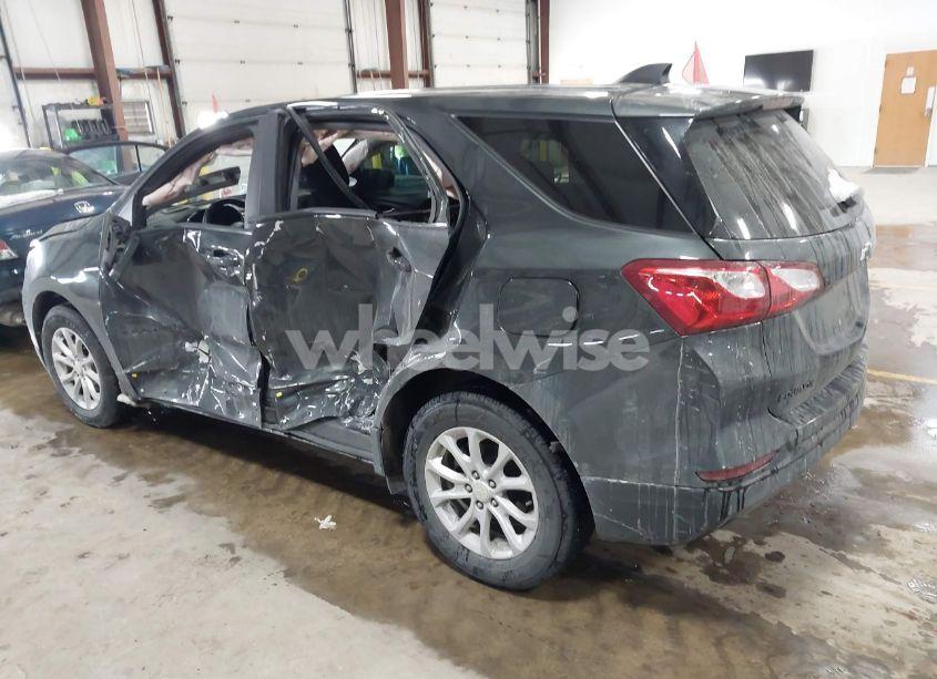 Photo 3 of 2020 Chevrolet Equinox FWD LS (VIN 3GNAXHEV1LS598963)