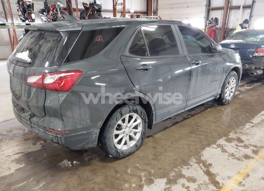 Photo 4 of 2020 Chevrolet Equinox FWD LS (VIN 3GNAXHEV1LS598963)