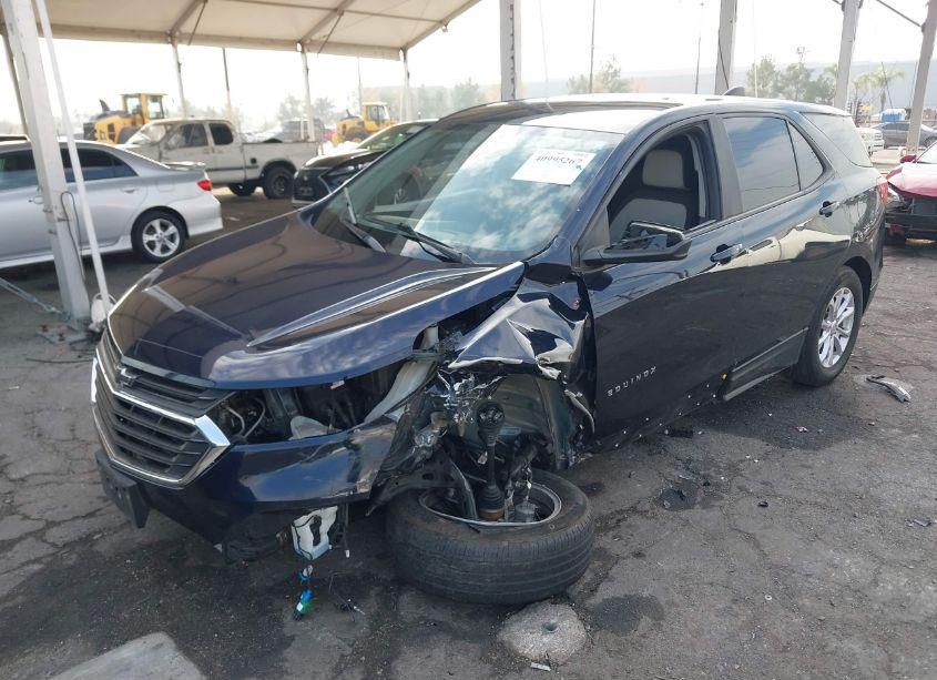 Photo 2 of 2020 Chevrolet Equinox FWD LS (VIN 3GNAXHEV1LS642427)