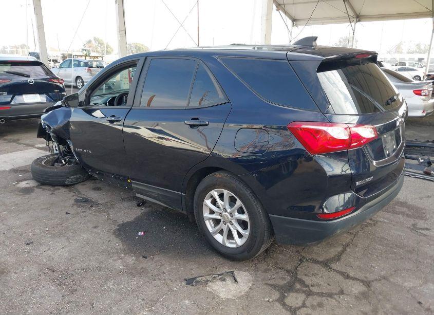 Photo 3 of 2020 Chevrolet Equinox FWD LS (VIN 3GNAXHEV1LS642427)