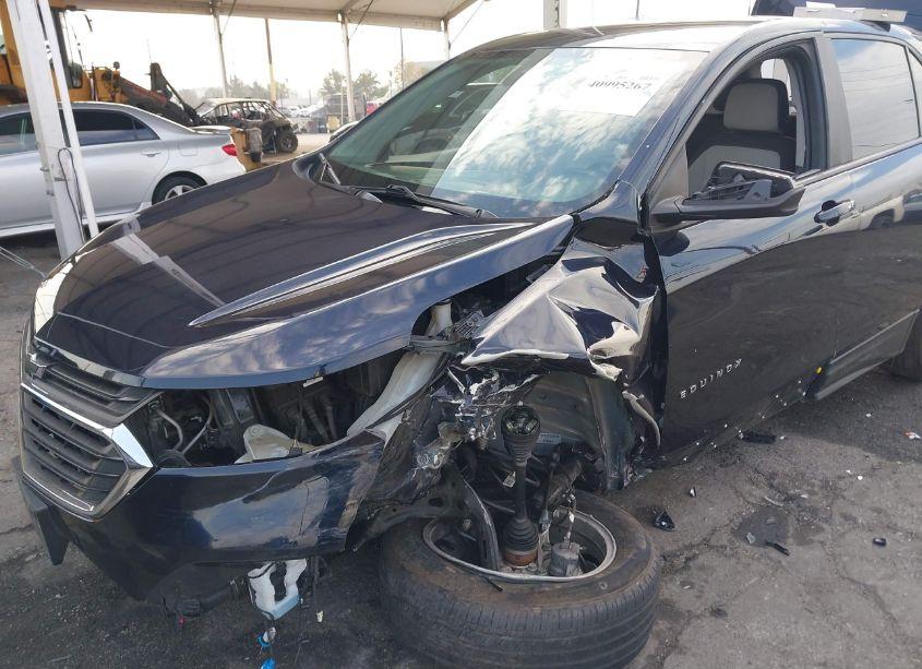 Photo 6 of 2020 Chevrolet Equinox FWD LS (VIN 3GNAXHEV1LS642427)