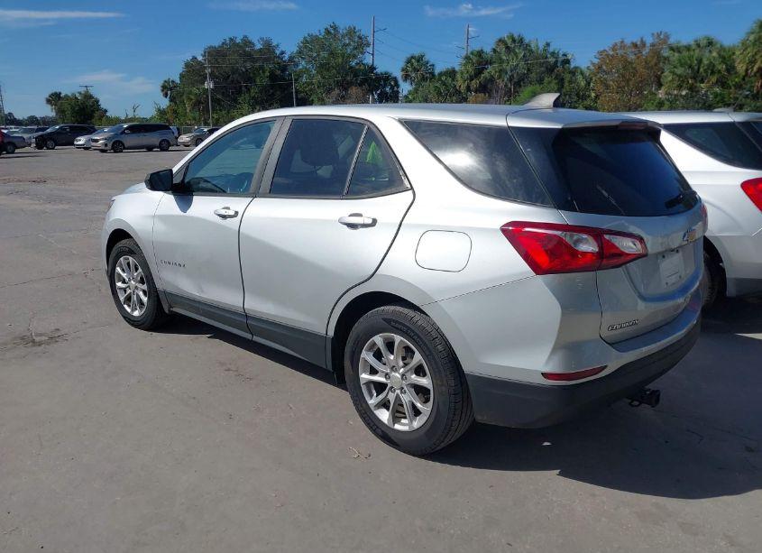 Photo 3 of 2020 Chevrolet Equinox FWD LS (VIN 3GNAXHEV1LS661897)