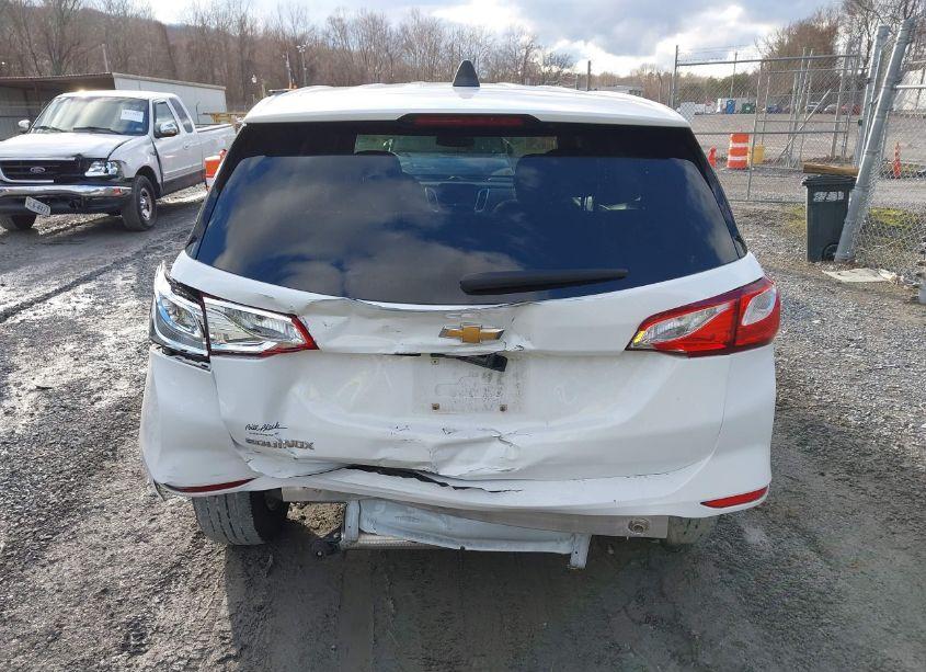 Photo 6 of 2020 Chevrolet Equinox FWD LS (VIN 3GNAXHEV1LS702710)