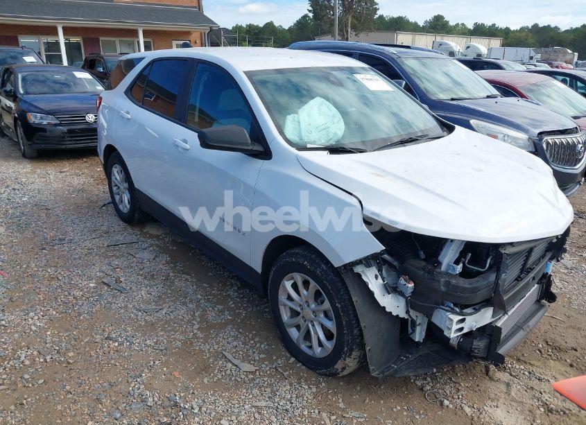 2021 Chevrolet Equinox FWD LS (VIN 3GNAXHEV1MS139112) main photo