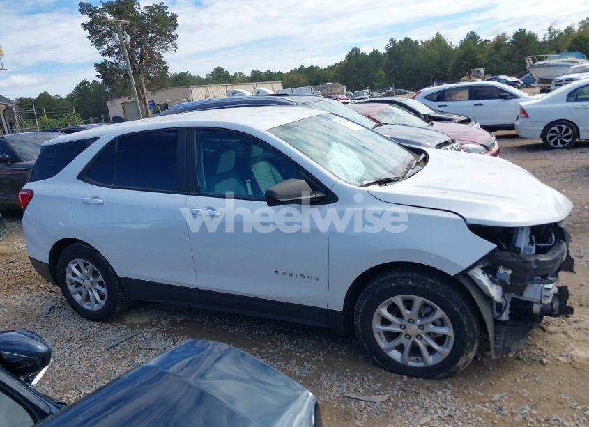 Photo 13 of 2021 Chevrolet Equinox FWD LS (VIN 3GNAXHEV1MS139112)