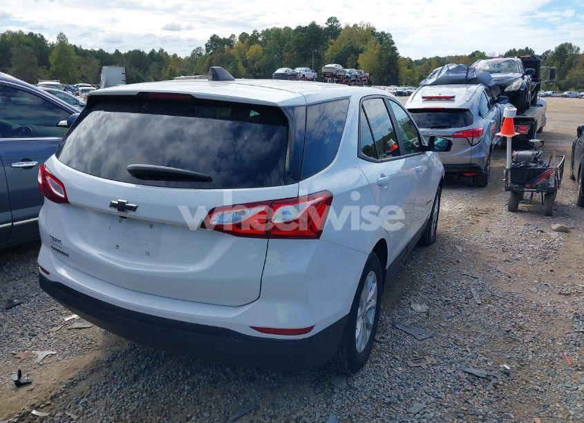 Photo 4 of 2021 Chevrolet Equinox FWD LS (VIN 3GNAXHEV1MS139112)