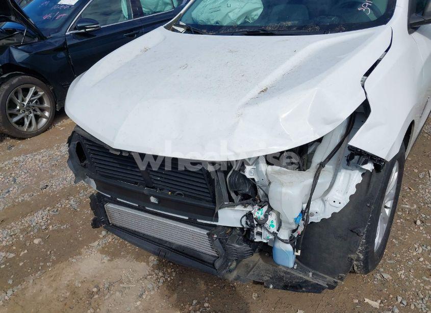 Photo 6 of 2021 Chevrolet Equinox FWD LS (VIN 3GNAXHEV1MS139112)