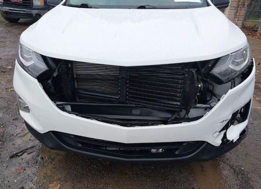 Photo 6 of 2021 Chevrolet Equinox FWD LS (VIN 3GNAXHEV1MS140082)