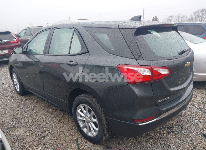 Photo 3 of 2018 Chevrolet Equinox LS (VIN 3GNAXHEV2JS538543)
