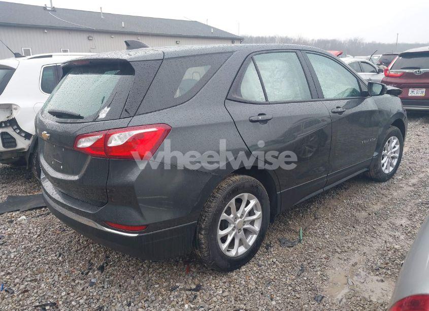 Photo 4 of 2018 Chevrolet Equinox LS (VIN 3GNAXHEV2JS538543)