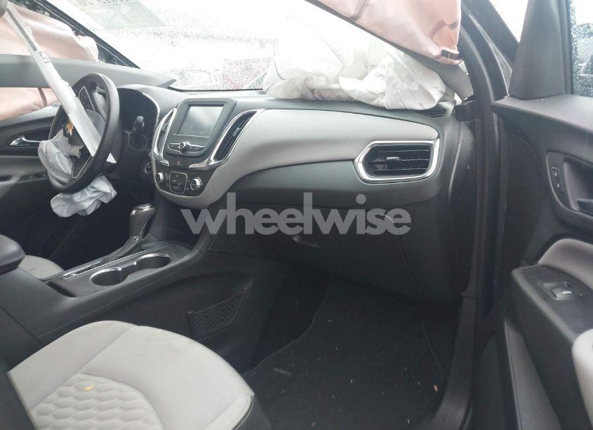 Photo 5 of 2018 Chevrolet Equinox LS (VIN 3GNAXHEV2JS538543)