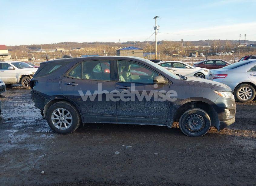 Photo 14 of 2018 Chevrolet Equinox LS (VIN 3GNAXHEV2JS565368)