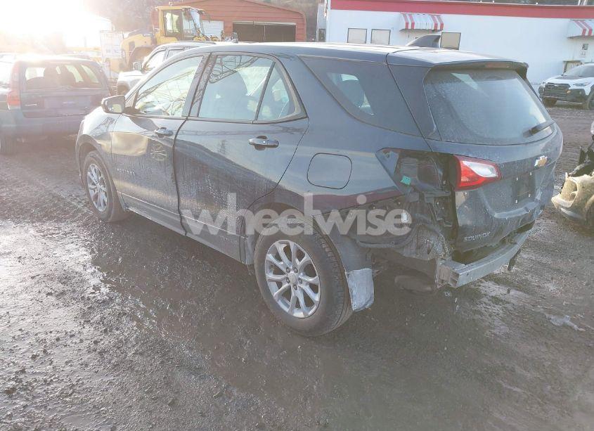 Photo 3 of 2018 Chevrolet Equinox LS (VIN 3GNAXHEV2JS565368)