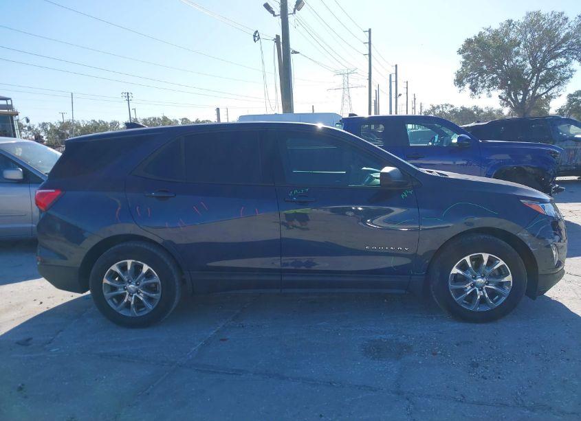 Photo 13 of 2018 Chevrolet Equinox LS (VIN 3GNAXHEV2JS628811)