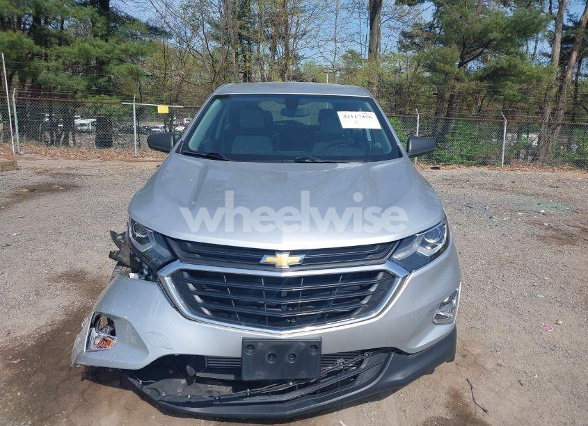 Photo 12 of 2019 Chevrolet Equinox LS (VIN 3GNAXHEV2KS613064)