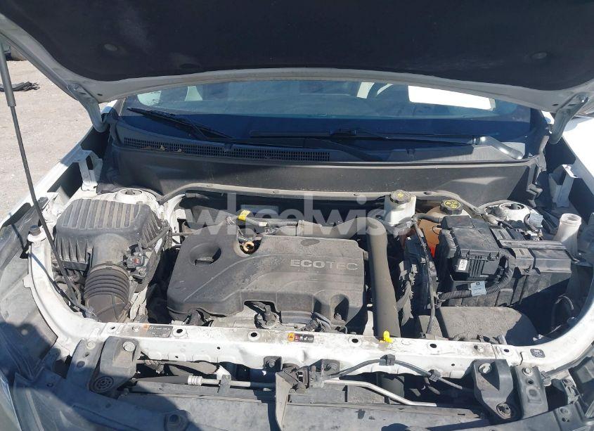 Photo 10 of 2019 Chevrolet Equinox LS (VIN 3GNAXHEV2KS626364)