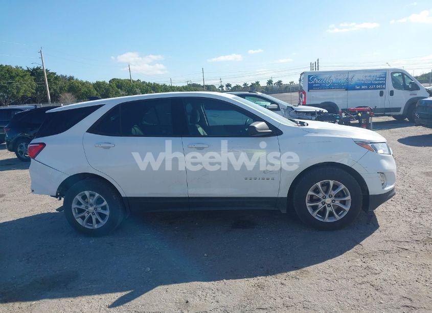 Photo 13 of 2019 Chevrolet Equinox LS (VIN 3GNAXHEV2KS626364)
