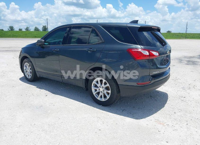 Photo 3 of 2019 Chevrolet Equinox LS (VIN 3GNAXHEV2KS676746)