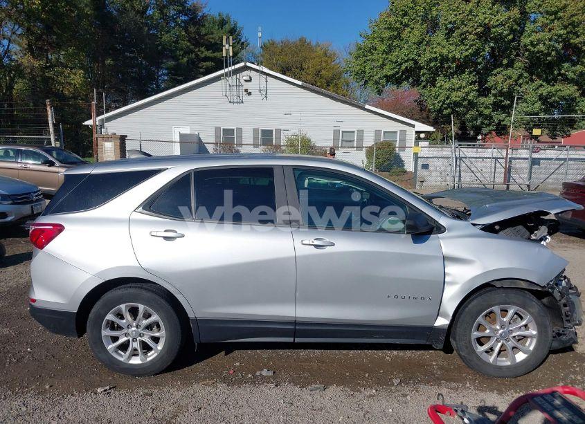 Photo 14 of 2020 Chevrolet Equinox FWD LS (VIN 3GNAXHEV2LS558083)