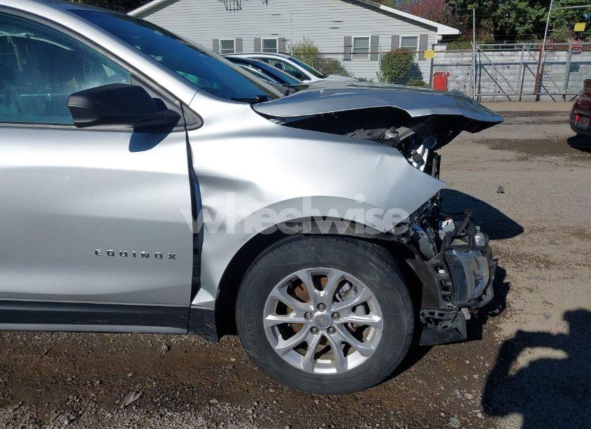 Photo 18 of 2020 Chevrolet Equinox FWD LS (VIN 3GNAXHEV2LS558083)