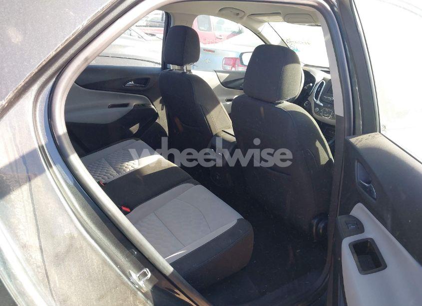 Photo 8 of 2020 Chevrolet Equinox FWD LS (VIN 3GNAXHEV2LS601658)