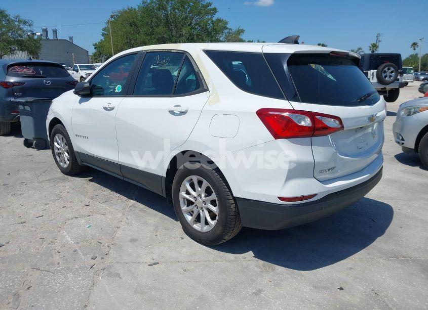 Photo 3 of 2020 Chevrolet Equinox FWD LS (VIN 3GNAXHEV2LS693094)