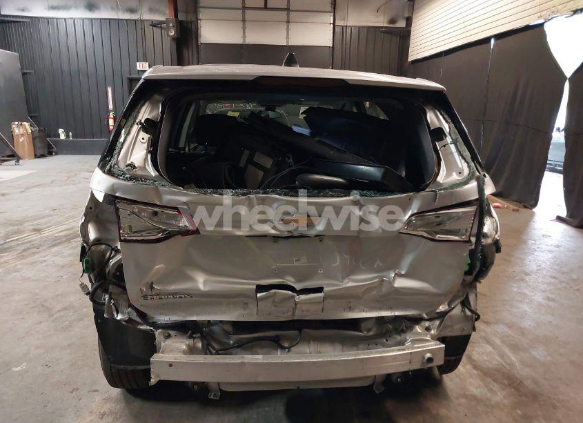 Photo 6 of 2020 Chevrolet Equinox FWD LS (VIN 3GNAXHEV2LS697078)